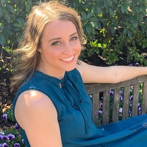 Meet your Posher, Emily